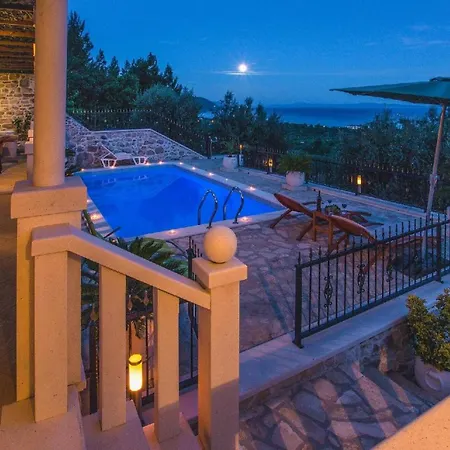 Ferienhaus Mit Privatpool Fuer 6 Personen Ca 101 Qm In Stankovic Bei Orebic, Dalmatien Sueddalmatien أوروبيتش